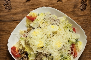 Цезарь с курицей